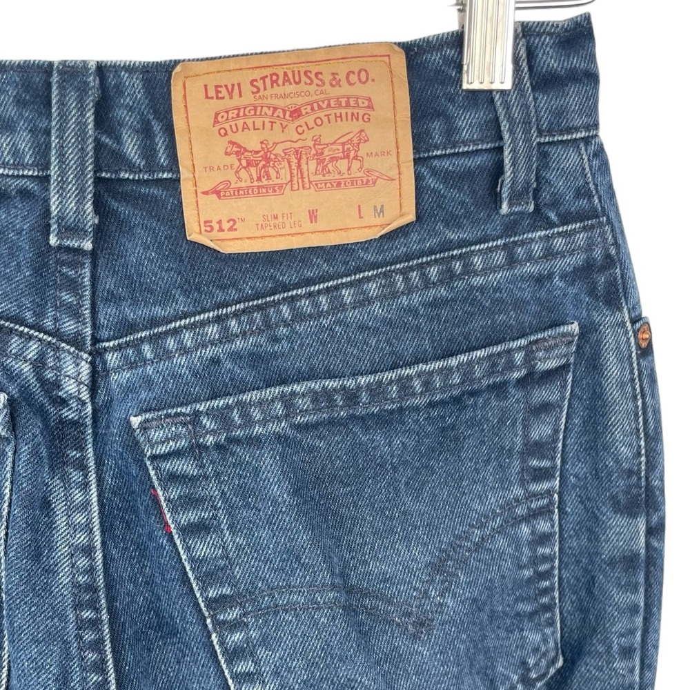 Vintage Levi’s 550 jeans sizes medium slim fit, vintage Levi’s for woman medium